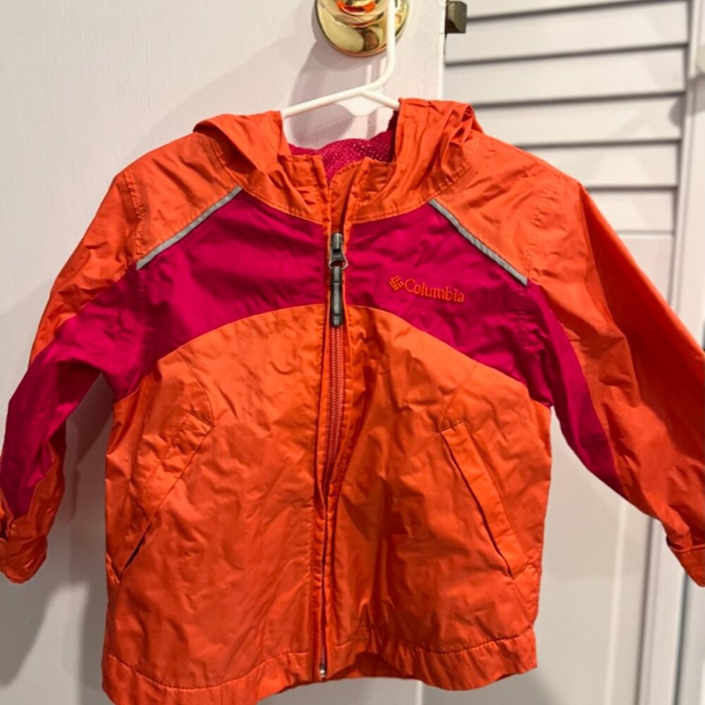 Columbia 2T pink & orange Rain jacket with Mesh liner,.